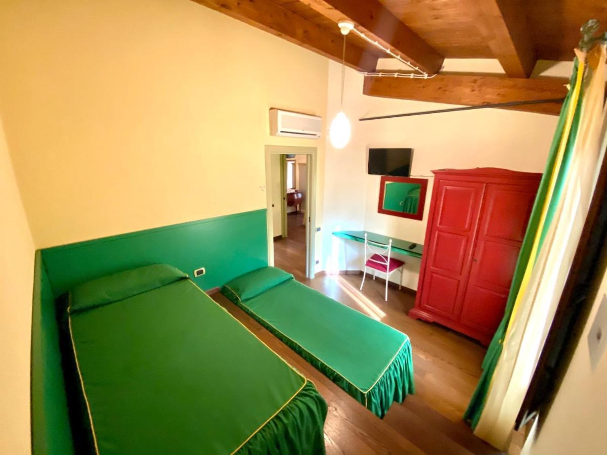 Agriturismo Il Casale Morrovalle Eksteriør billede