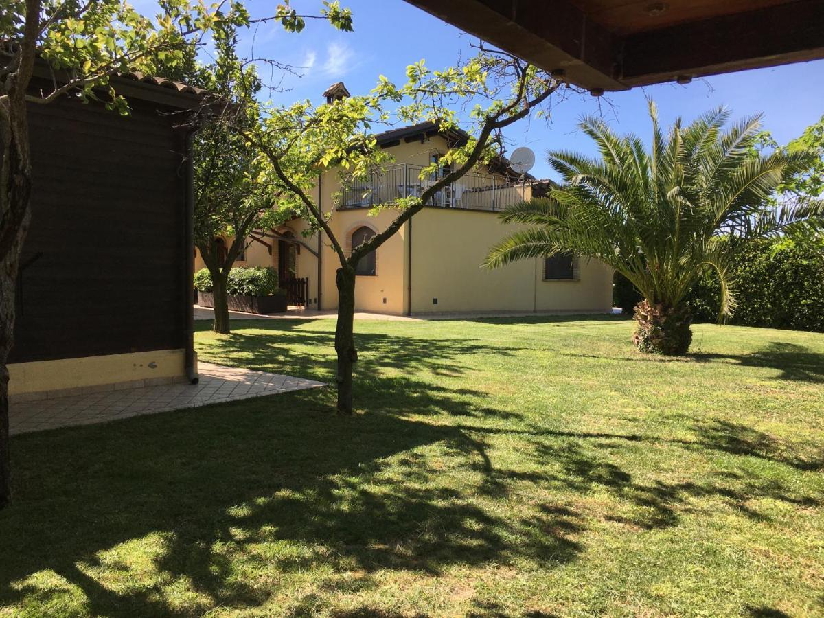 Agriturismo Il Casale Morrovalle Eksteriør billede